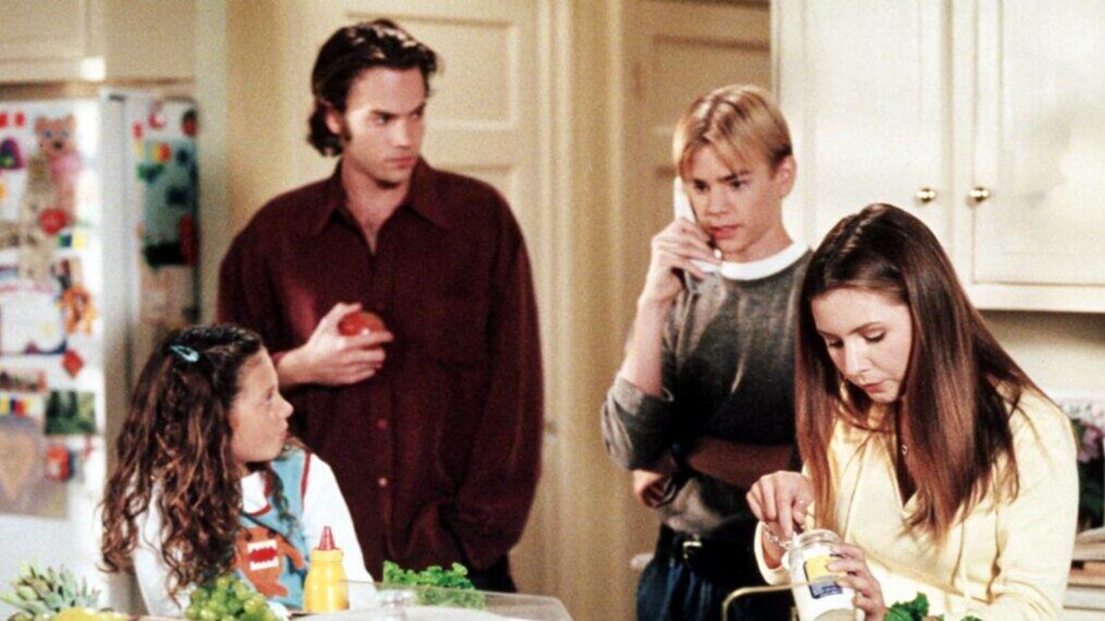 ‘7th Heaven’ Star Beverley Mitchell Shares Pics of Cast Reunion: ‘A Whole Lotta Love’