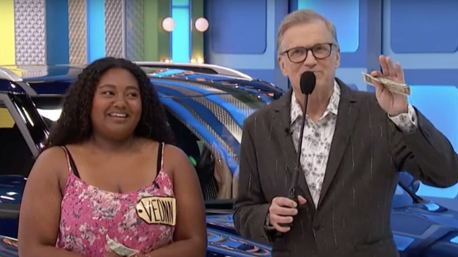 ‘The Price is Right’ Player Has Stunning Win on Lucky Seven Game – See Drew Carey React