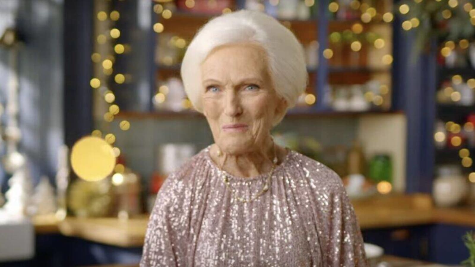 Mary Berry Gives Health Update After Breaking Hip