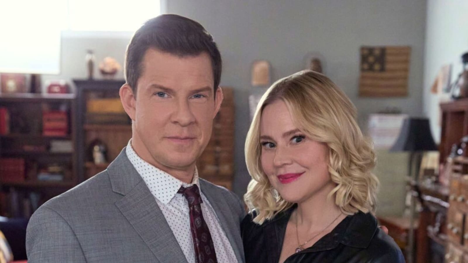 ‘Signed, Sealed, Delivered’: Eric Mabius Breaks Down Baby Surprise in ‘Tale of Three Letters’