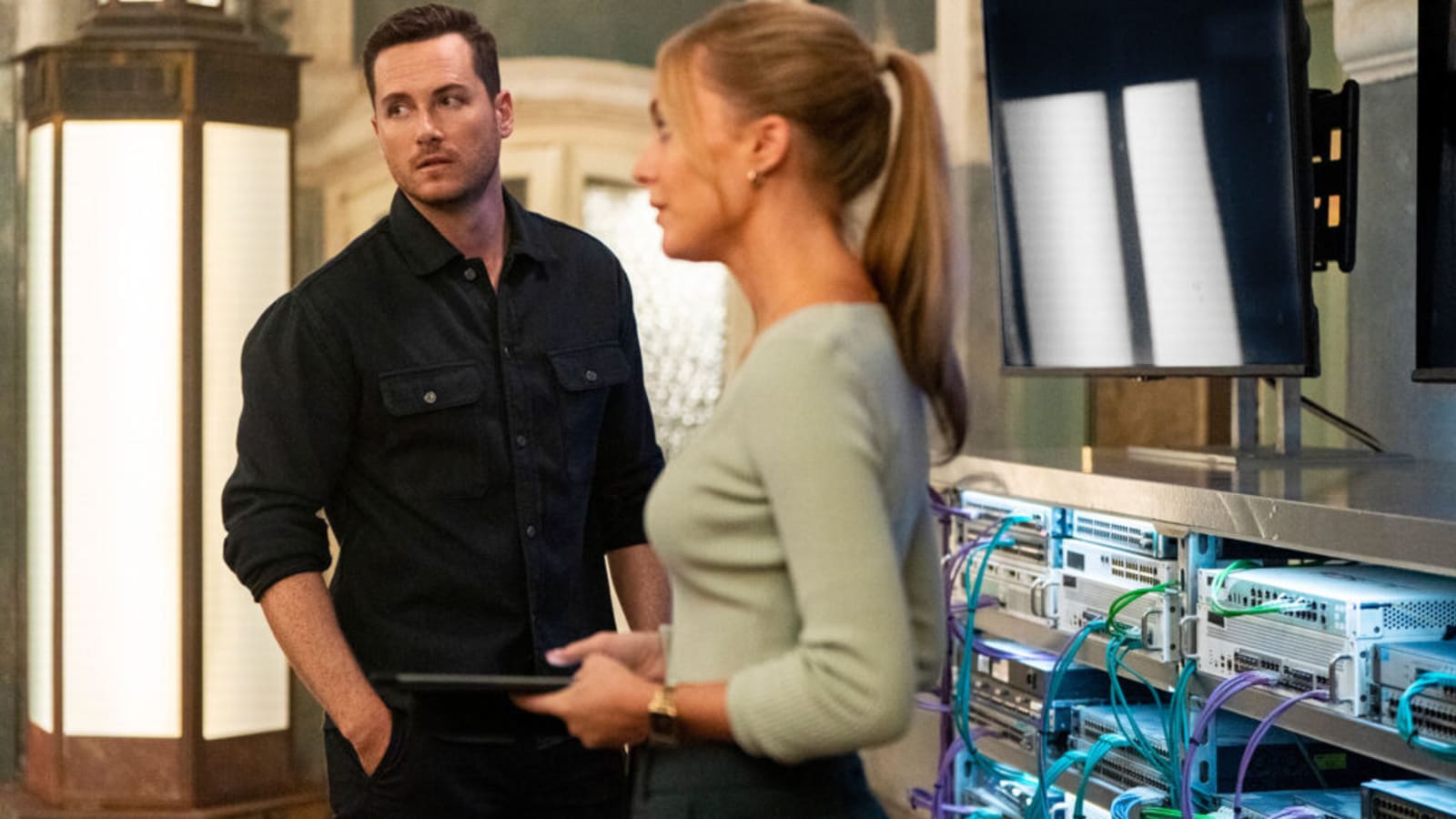 ‘FBI: International’: What Makes Jesse Lee Soffer’s Agent Different, Plus Scoop on His Past With Vo