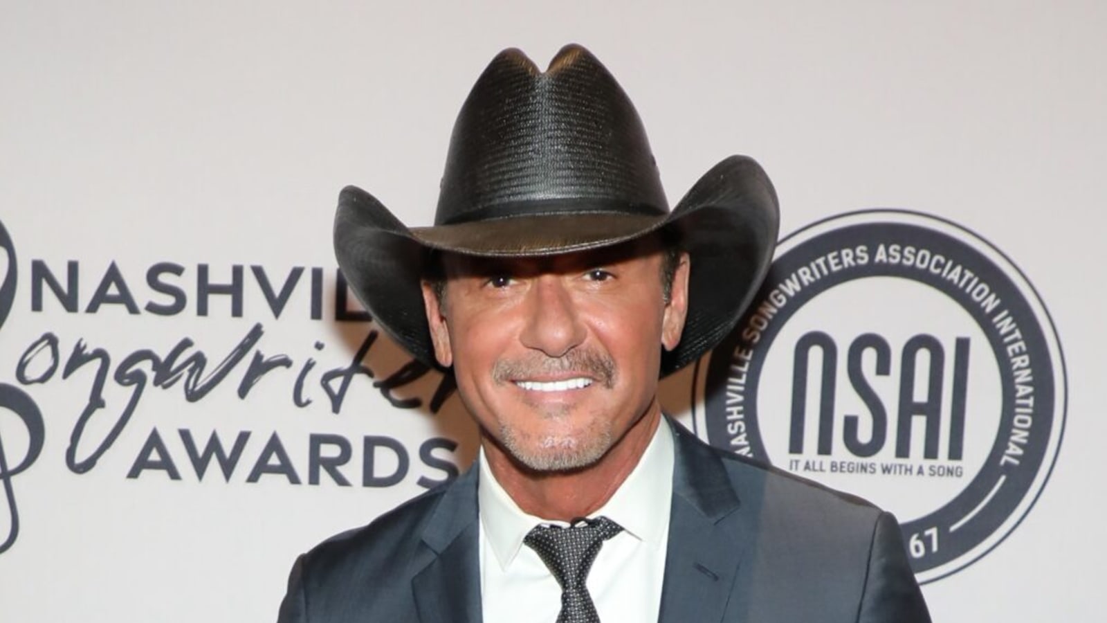 Why ‘1883’ Star Tim McGraw Had to Quit Netflix Bull-Riding Series