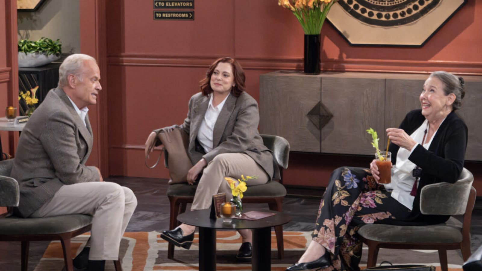 Will Frasier Revive His Daytime Talk Show? ‘Frasier’ Bosses Talk Bebe & Daughter Phoebe’s Manipulations
