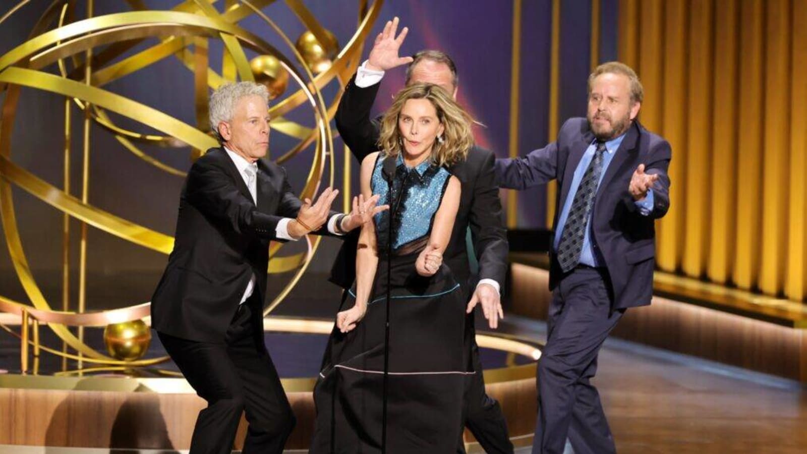 Calista Flockhart & ‘Ally McBeal’ Cast Reunite & Dance at Emmys