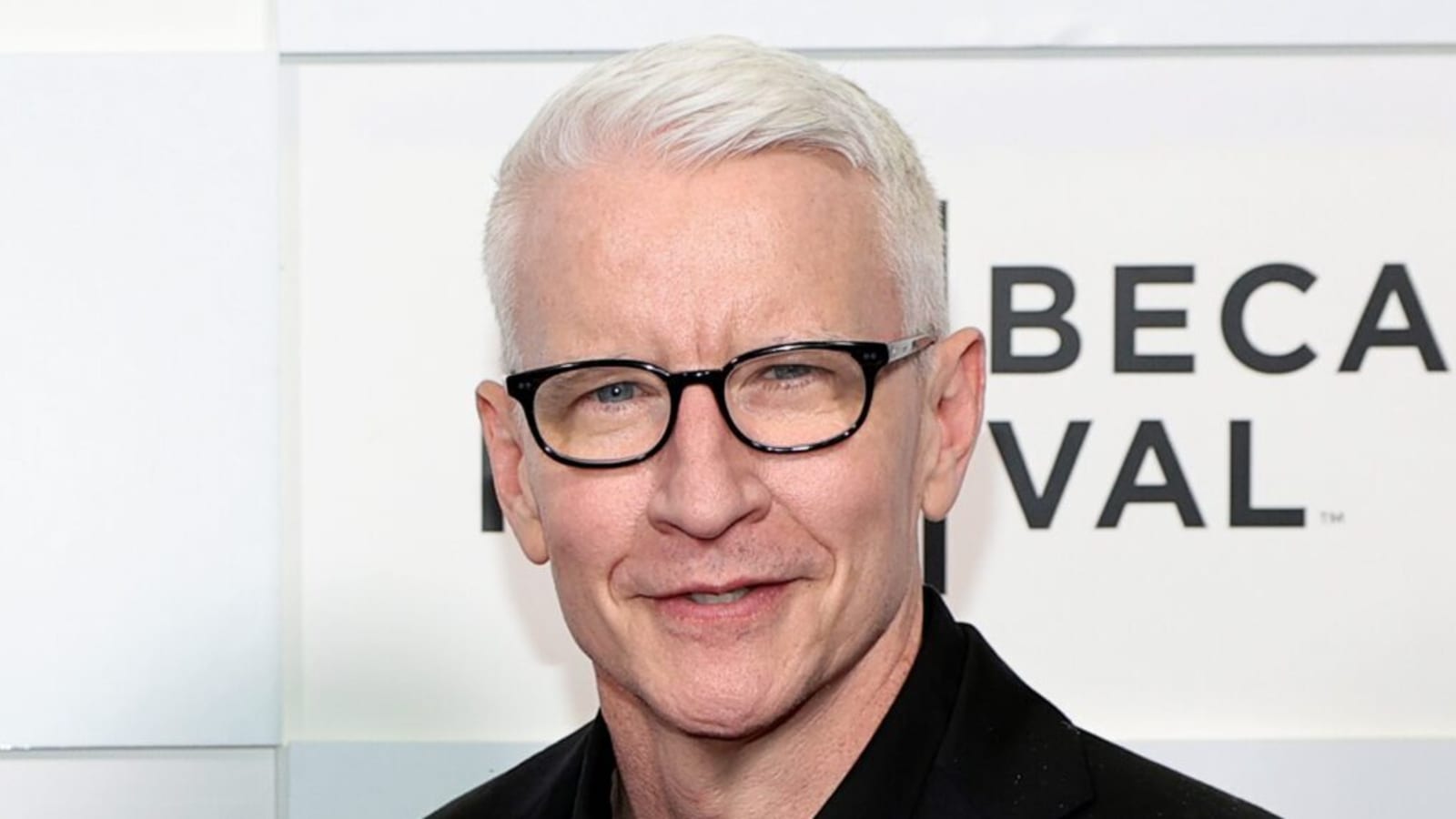 Anderson Cooper’s CNN Salary & Net Worth Revealed