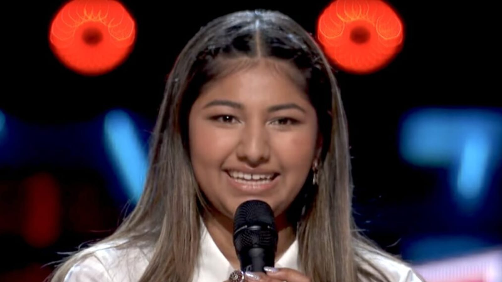 ‘The Voice’: New York Teen Wows Judges With Performance & Emotional Story