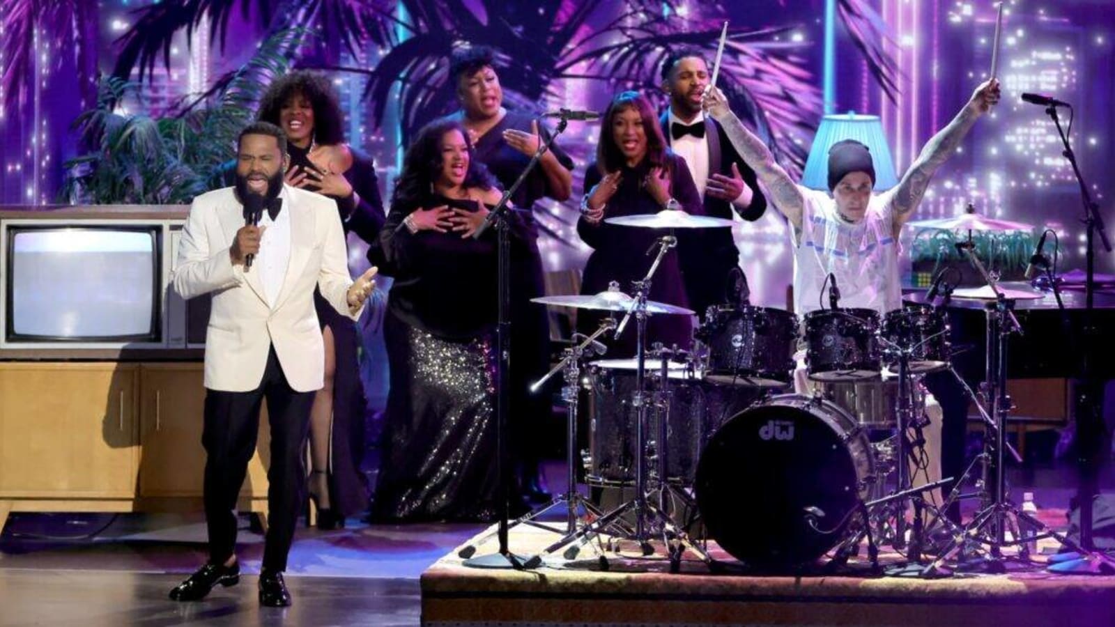 Emmys Host Anthony Anderson Opens Night With Classic TV Themes, Travis Barker & His Mom