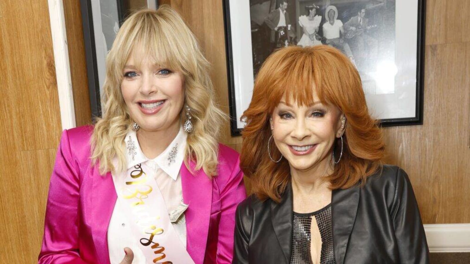 Reba McEntire & Melissa Peterman to Reunite in NBC Comedy Pilot