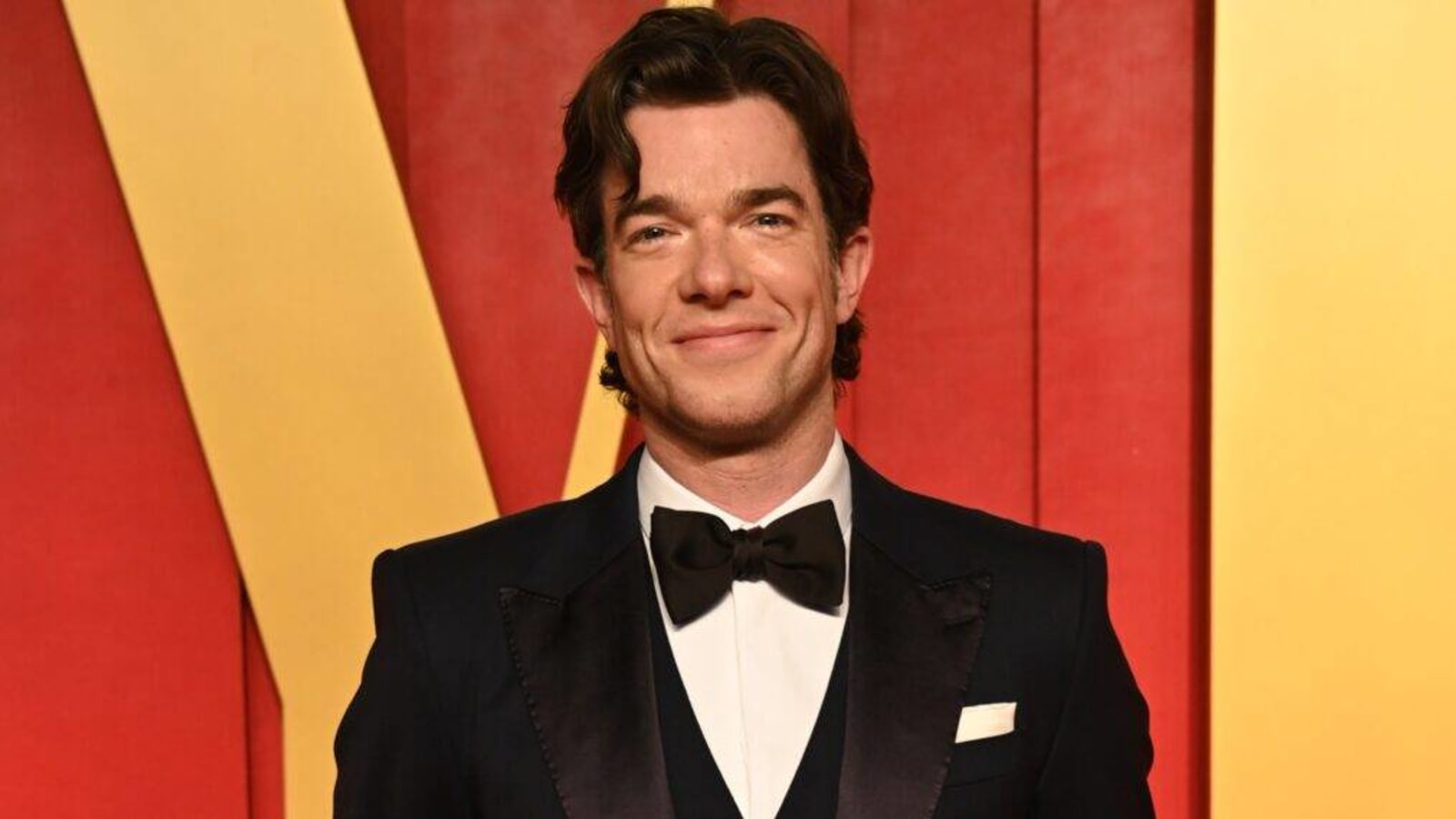 John Mulaney Sets Live Six-Night Special ‘Everybody’s in LA’ at Netflix