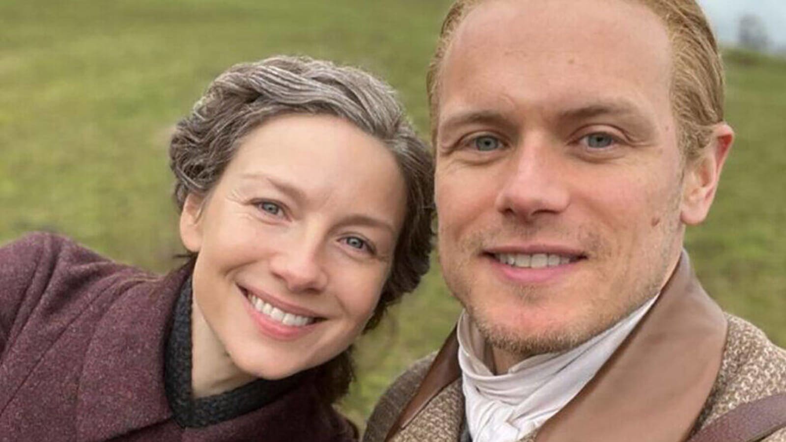 ‘Outlander’ Sam Heughan & Caitríona Balfe Take Fans Behind the Scenes