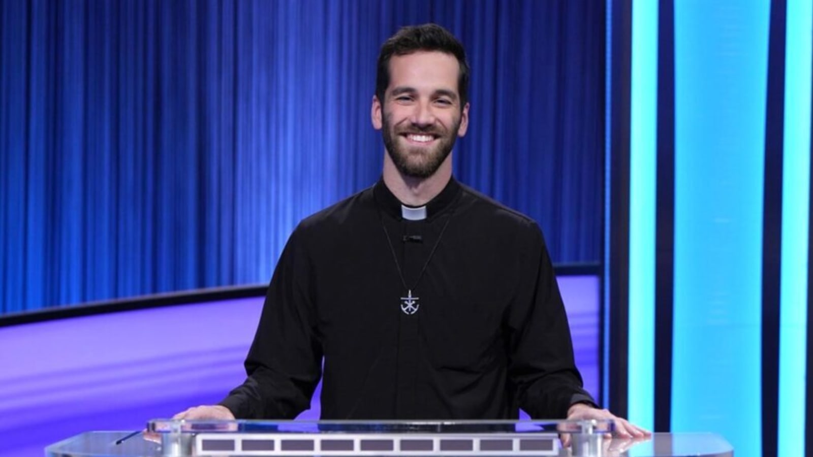 ‘Jeopardy!’ Fans Swoon Over ‘Hot Priest’ Father Steve Jakubowski