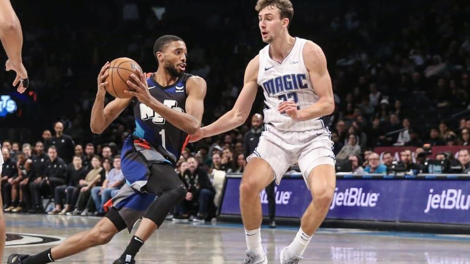 How Mikal Bridges&#39; new signature move is helping him score more in the paint