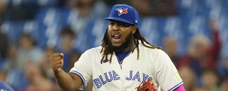 Vladimir Guerrero Jr. scratched from Blue Jays' lineup with sore