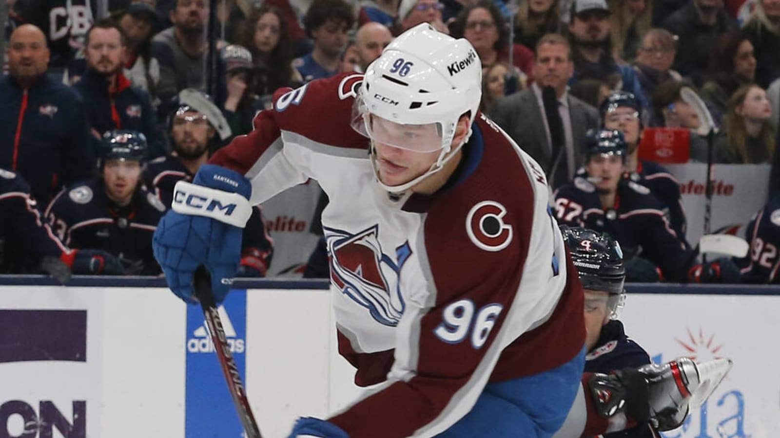 Avs' latest move suggests star forward is nearing a return