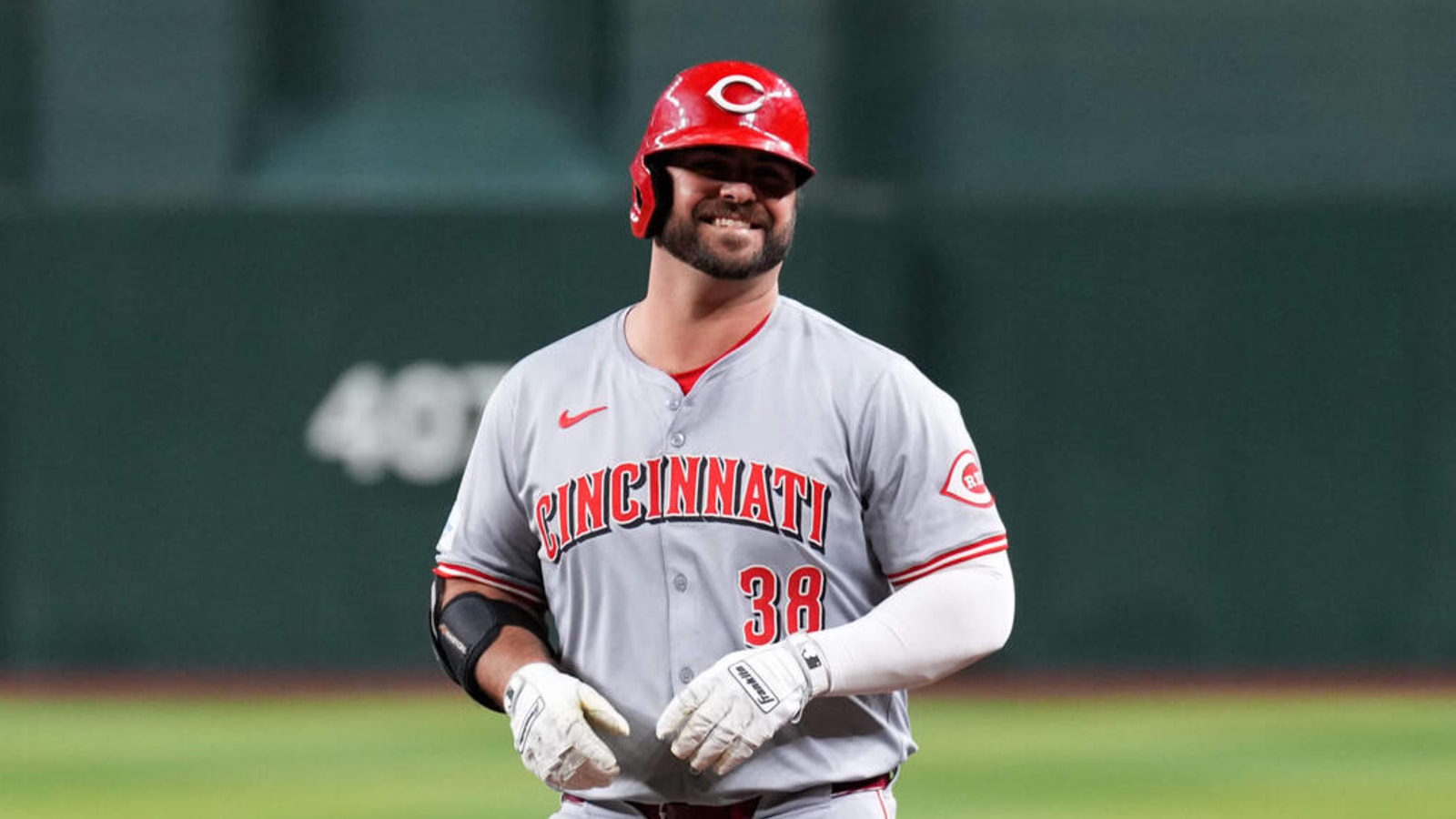 Veteran 1B rejects outright assignment, elects free agency