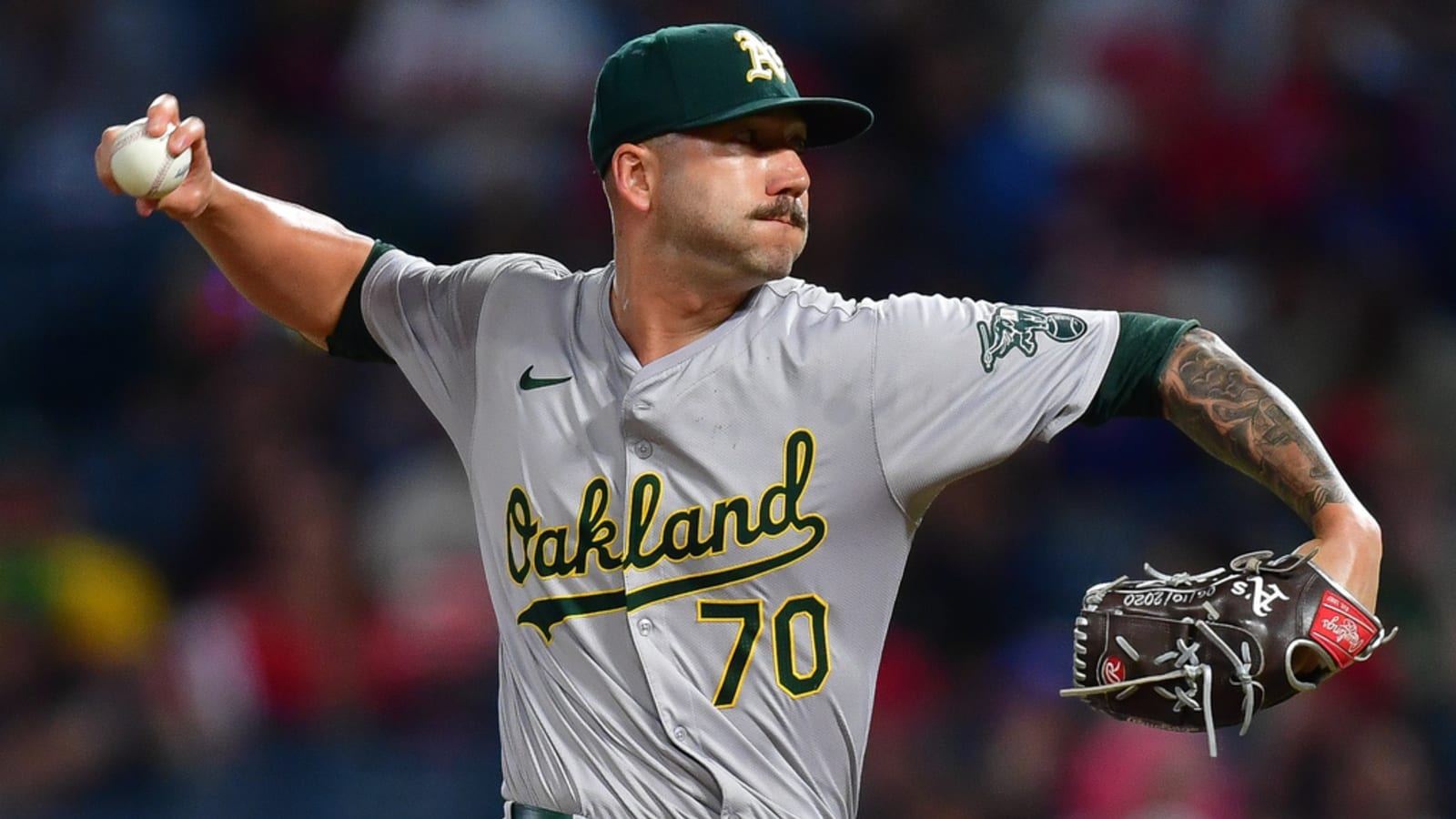Royals acquire rising right-hander from Athletics