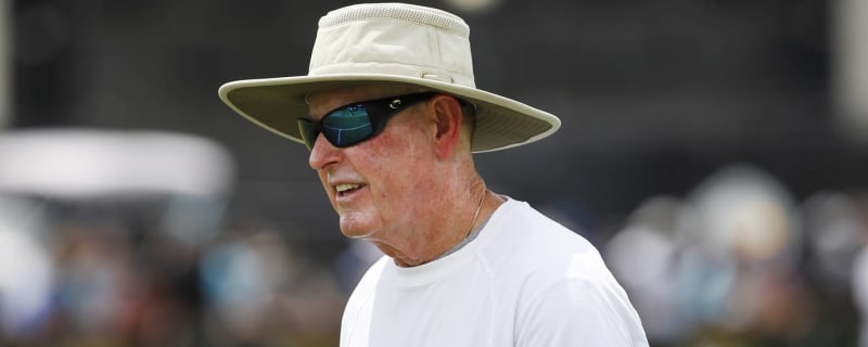 Tom Coughlin delayed hospital visit despite suffering broken ribs, punctured lung in bike crash