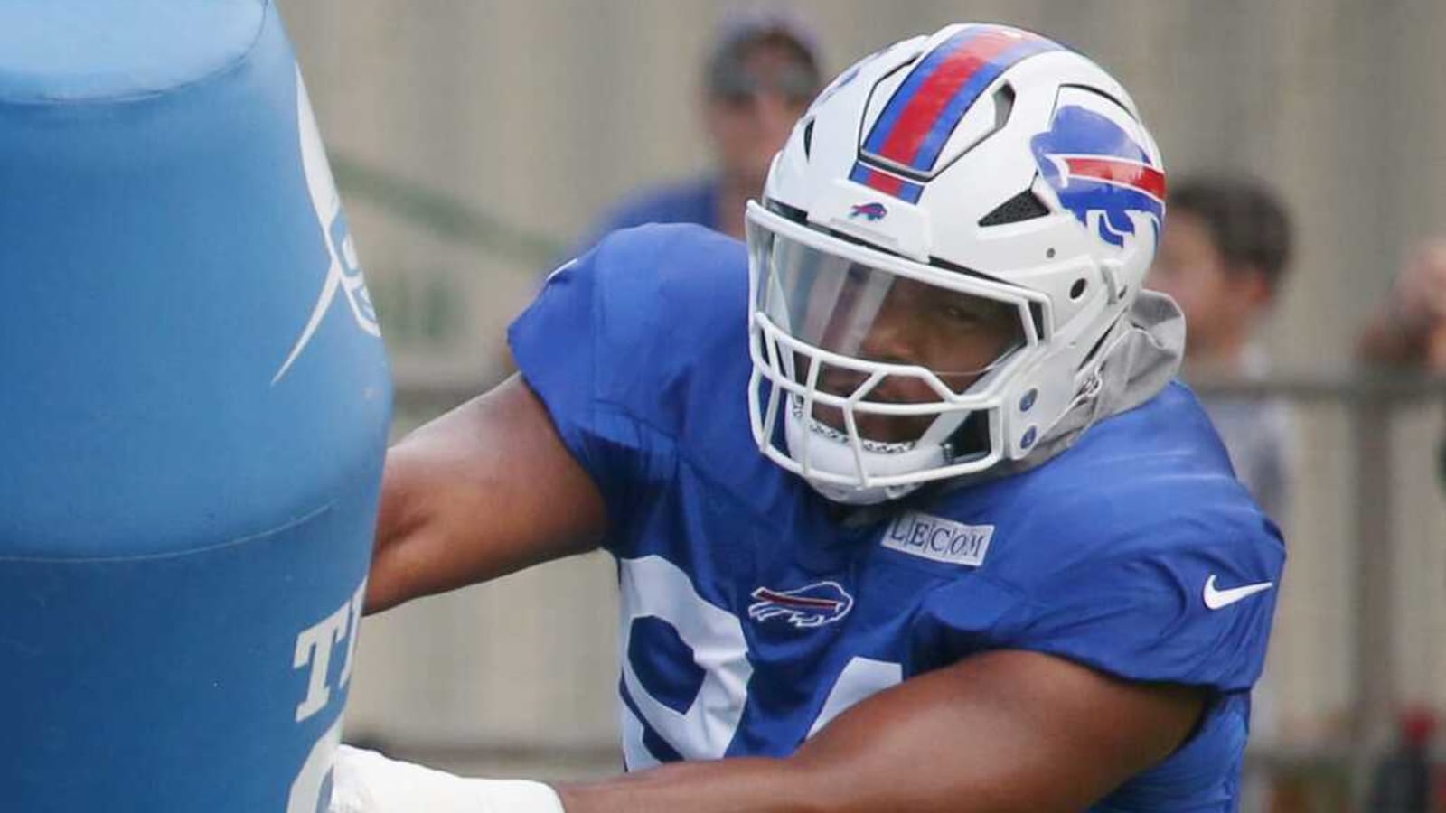 Bills defense takes a hit as veteran DE heads to IR