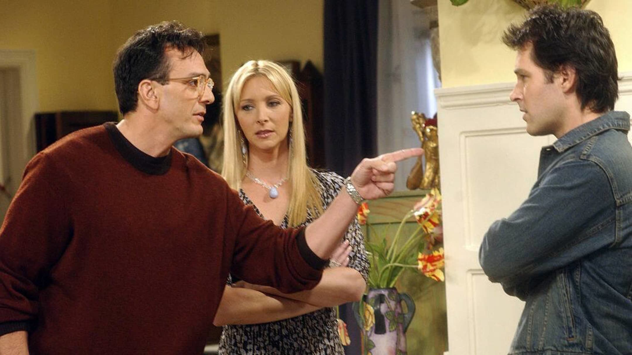 Friends: Chandler, Joey, Ross, Rachel, Monica, Phoebe—which friends were  closest on the sitcom?