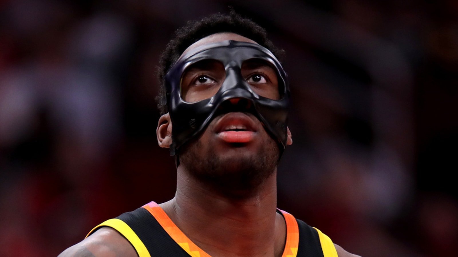 Suns Officially Waive Two Players