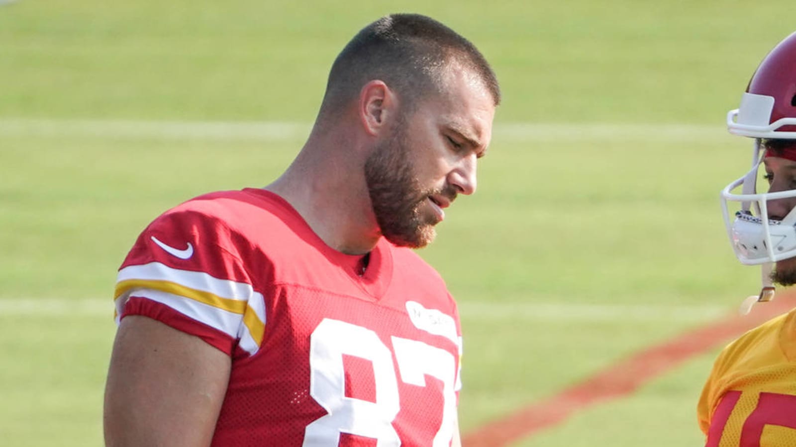 Travis Kelce shaved his beard and looks so weird