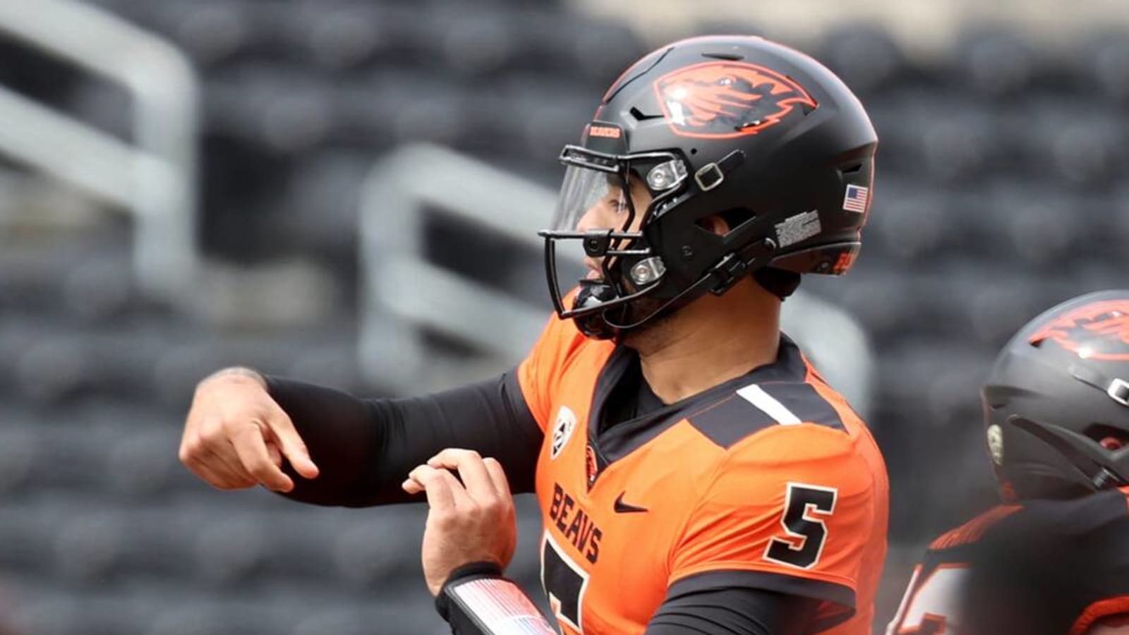 Former five-star Clemson QB makes statement in Oregon State debut