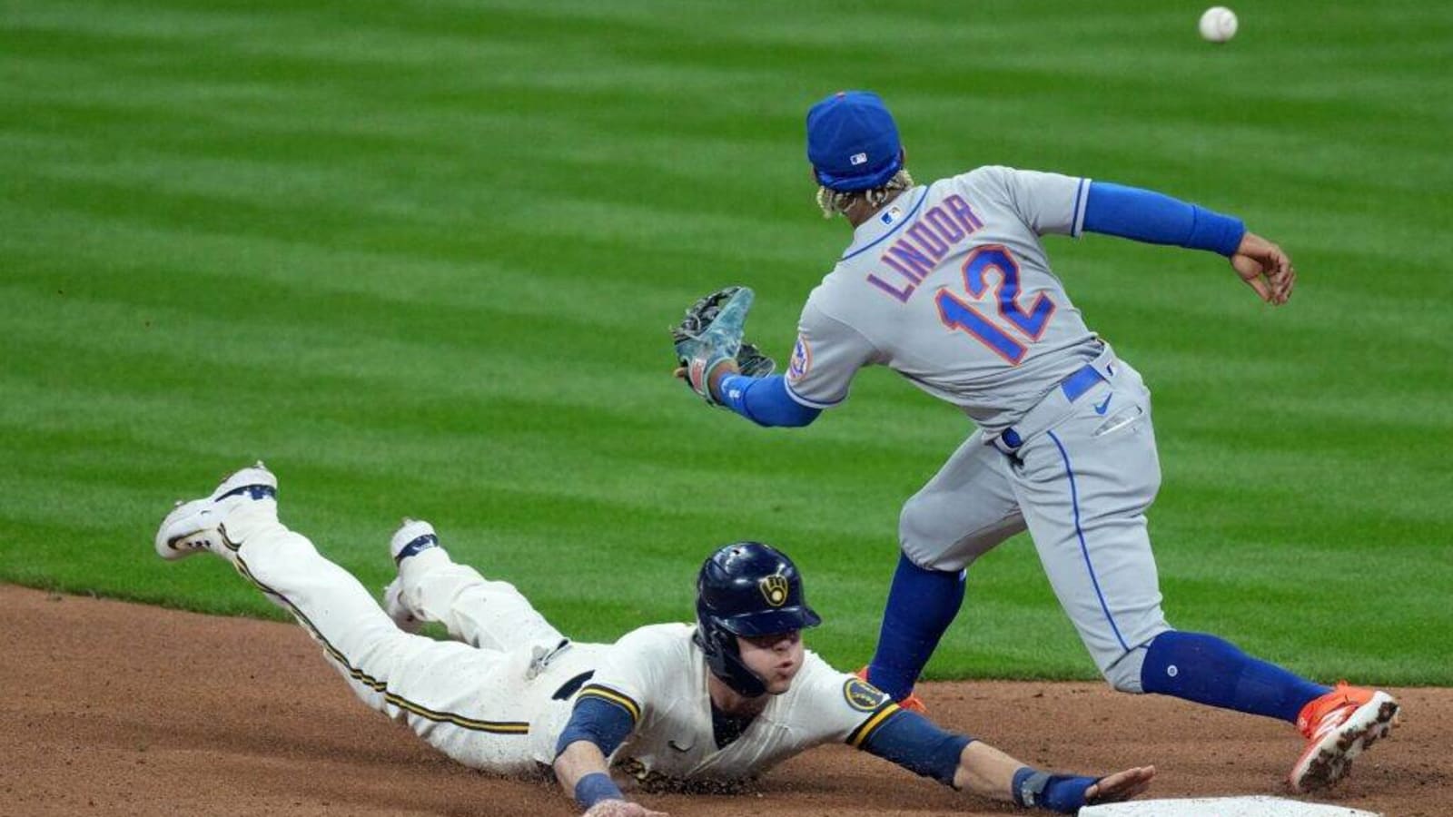 How to watch New York Mets vs Milwaukee Brewers in live stream: 2024 MLB opening day online and TV channel