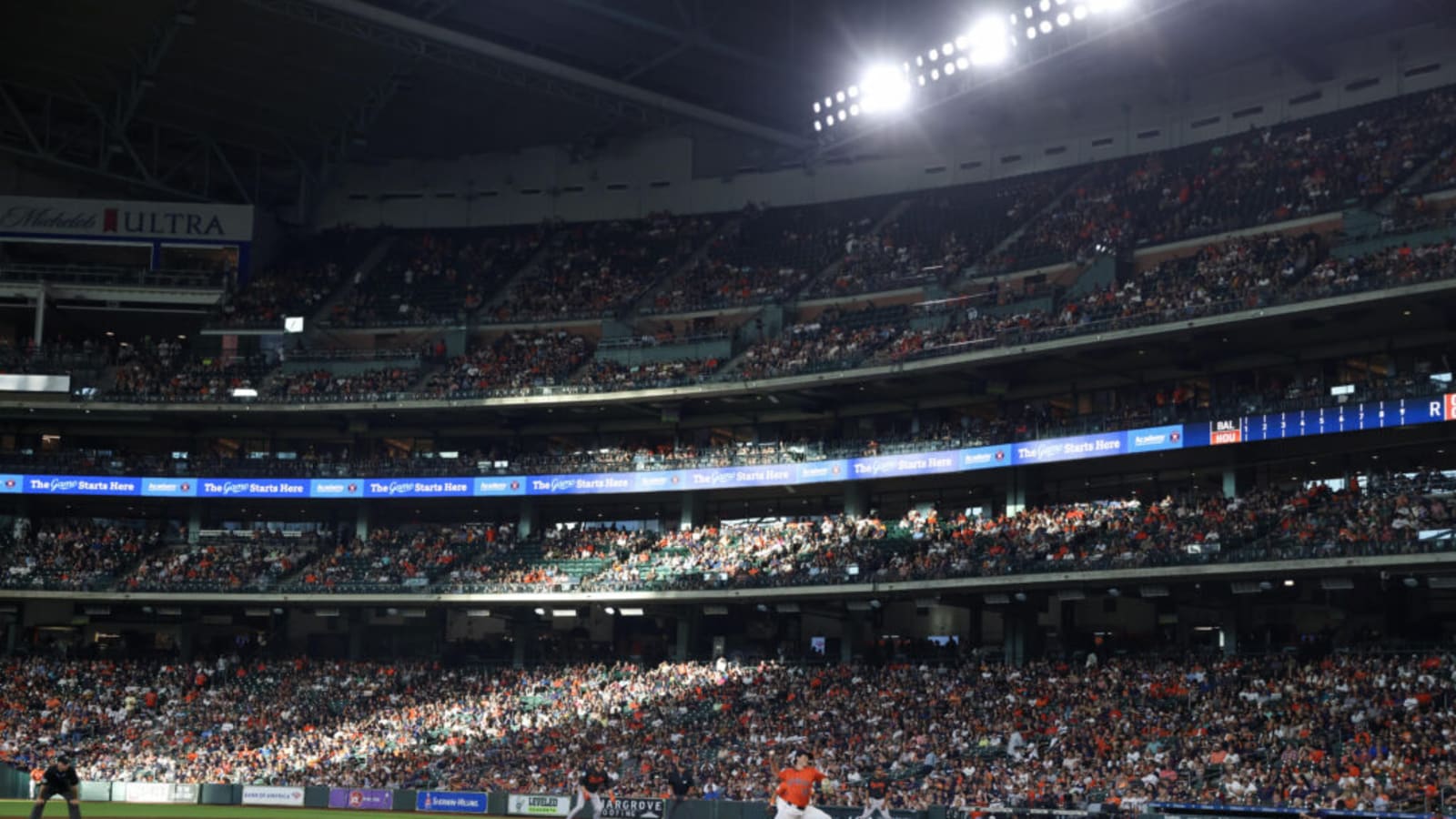 Astros Get Good News On Injured Pitchers