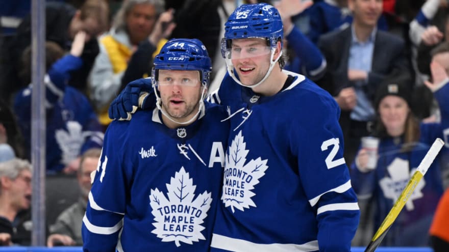 Toronto Maple Leafs Place Defenceman on IR as Troubles Worsen