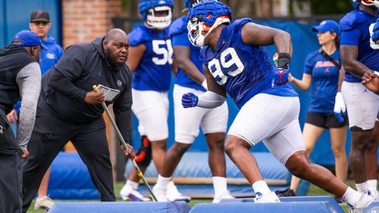 Gators Defensive Line: Bringing New Energy