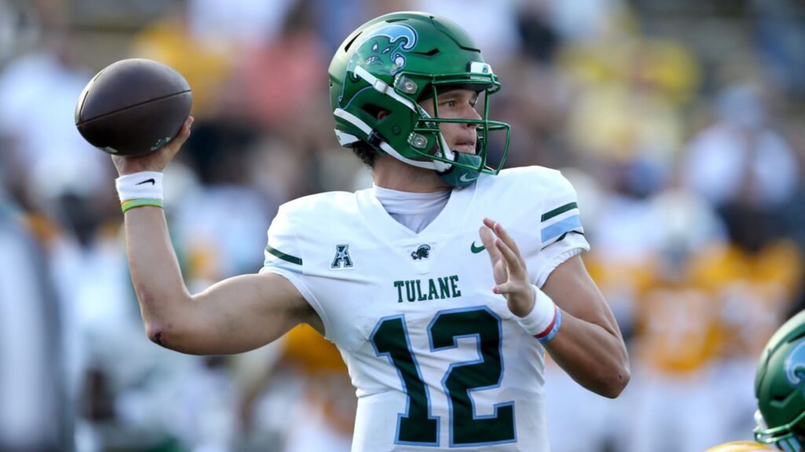 Tulane Quarterback Kai Horton Transfers to Washington