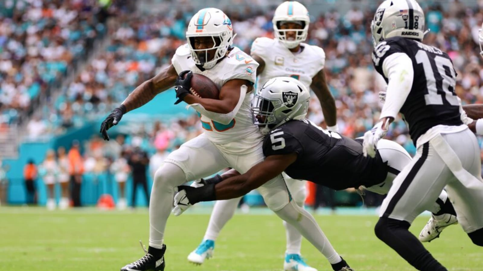  3-Year Starter Signs Contract With Atlanta Falcons