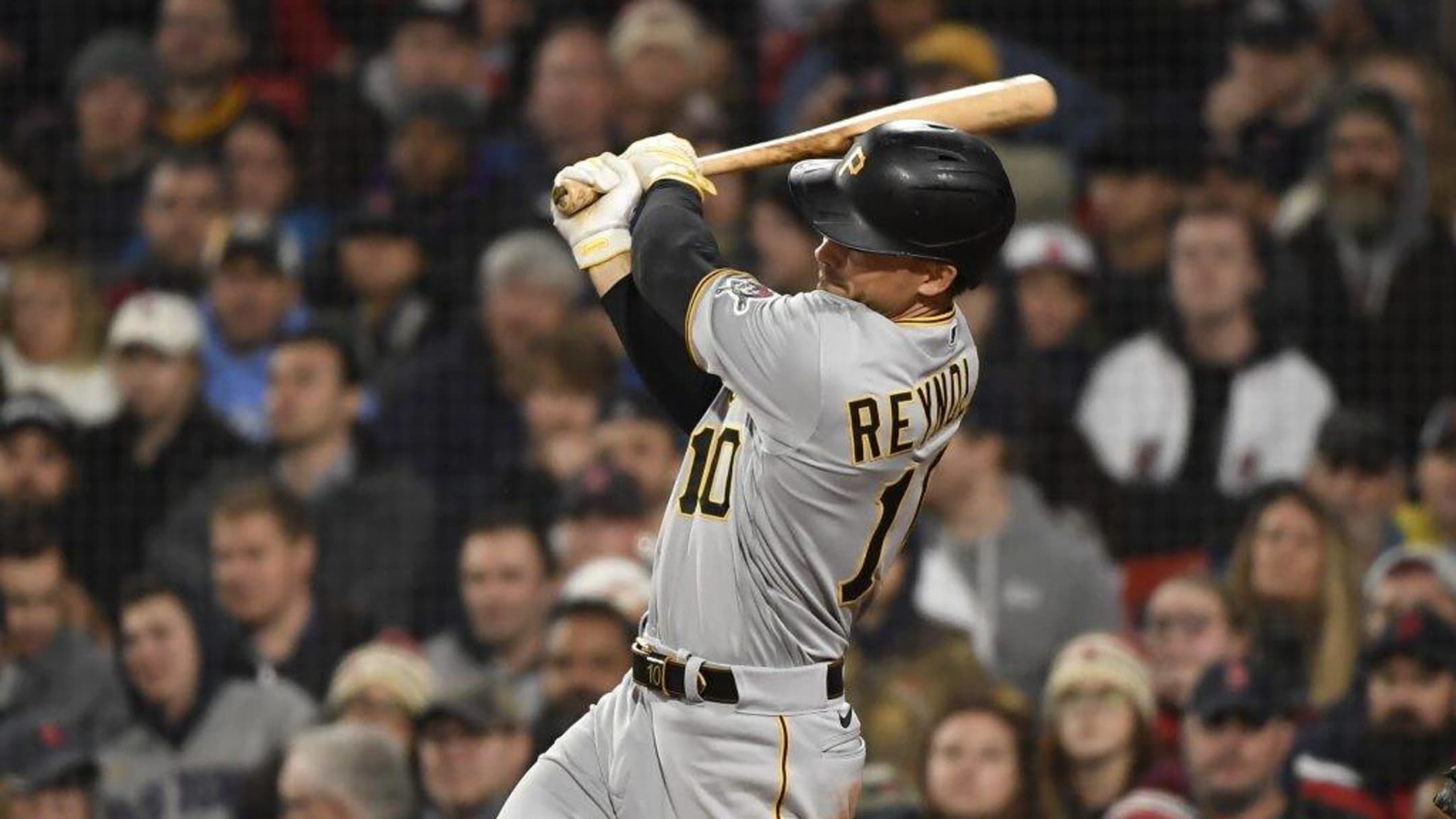 Pirates, Bryan Reynolds agree to 8-year extension, per sources