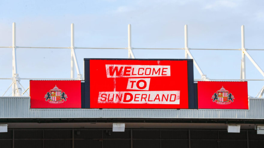 Deal Confirmed: Dutch International Defender Joins Sunderland
