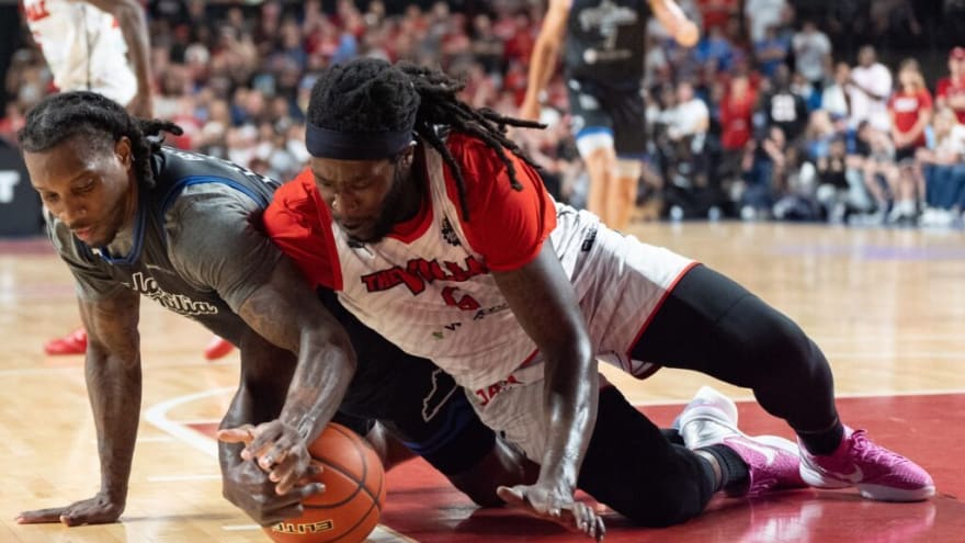 Former NBA Center Earns Extended Stay With Australian Squad