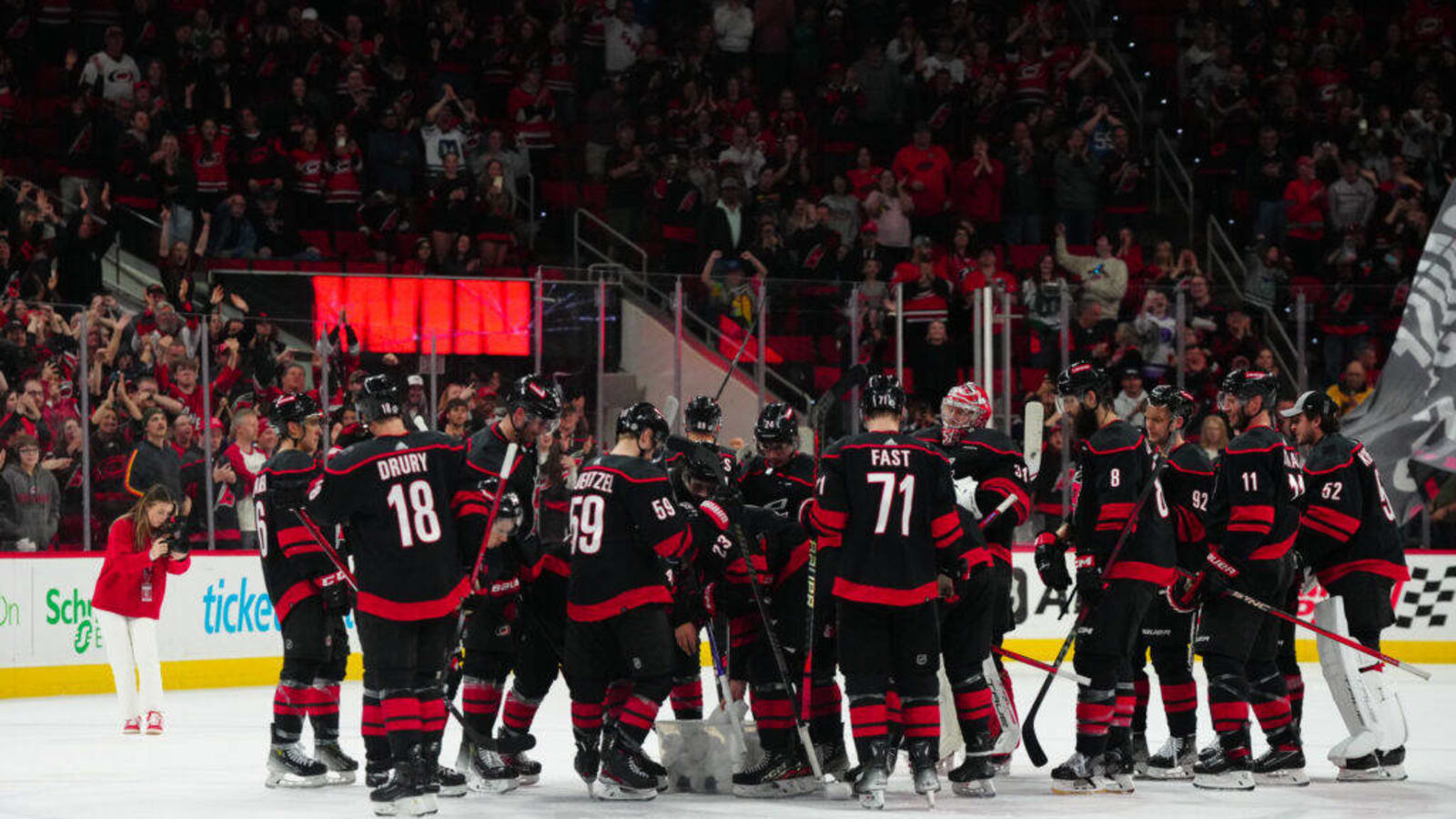 Carolina Hurricanes Sign Hobey Baker Finalist