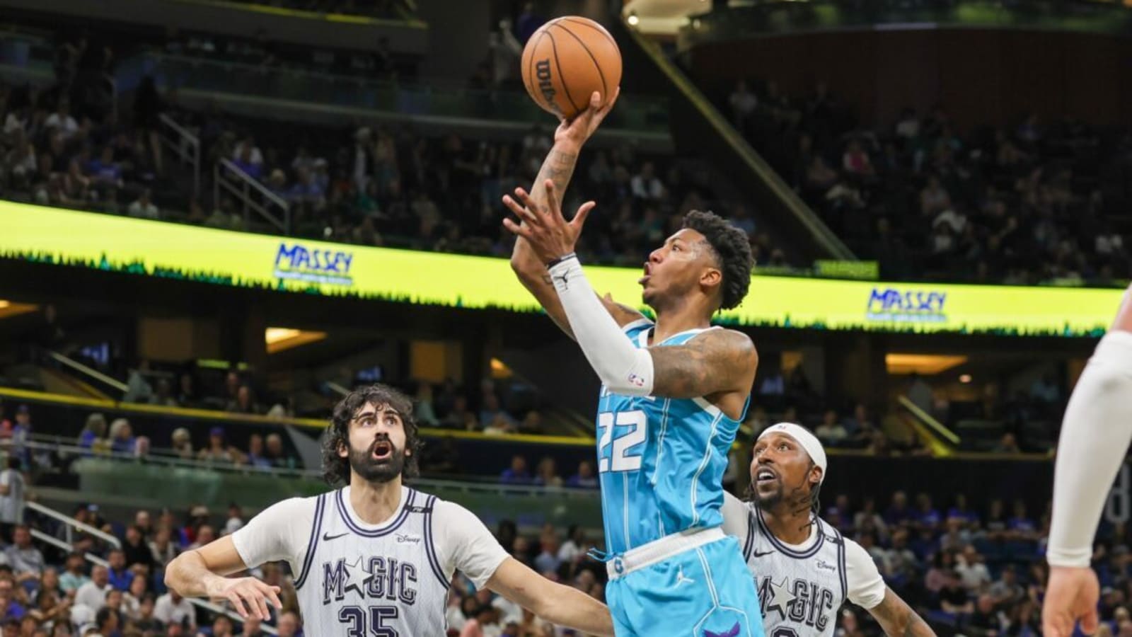 Hornets Offer Contract To Veteran Playmaker
