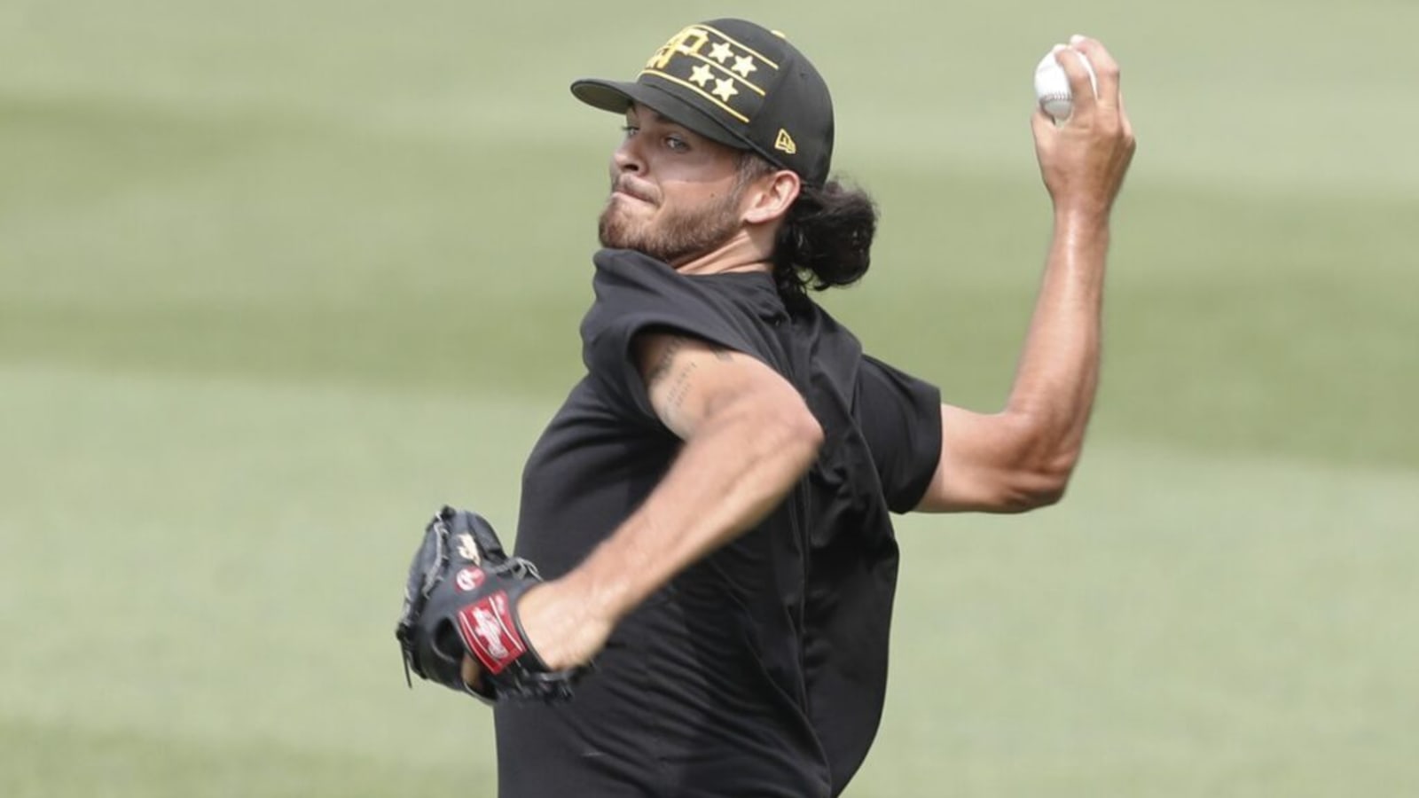 Pirates Reactivate Pitchers Among Other Moves