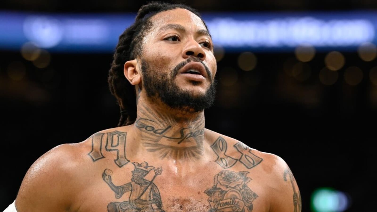 LeBron James Fired Up Over Bulls Tribute to Derrick Rose
