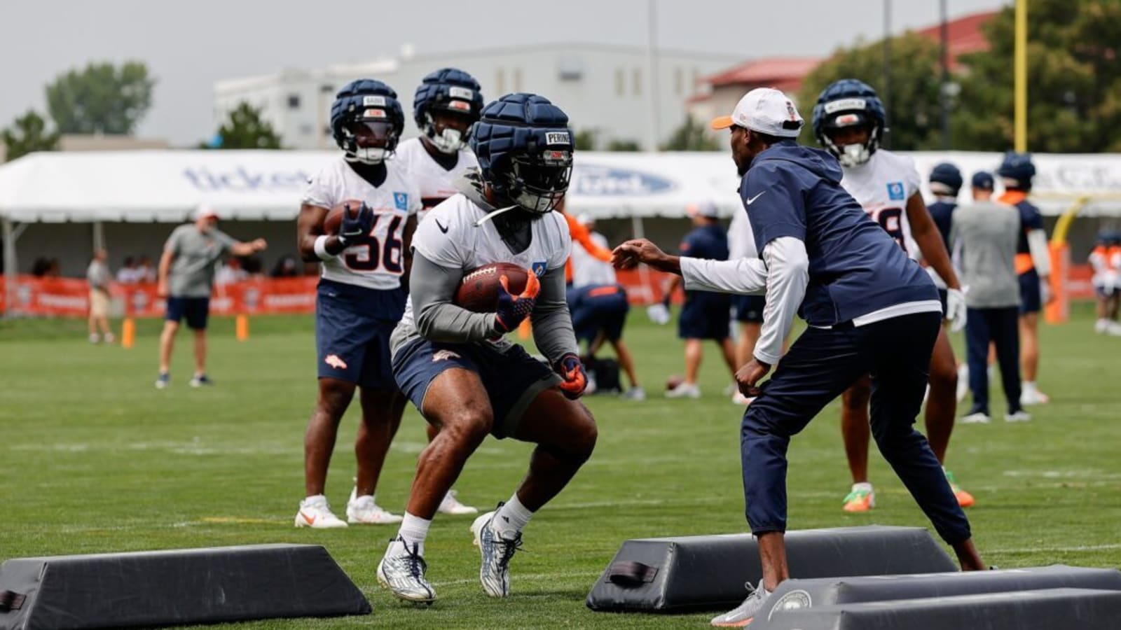 Chiefs Fantasy Football Outlook For Isiah Pacheco, Samaje Perine