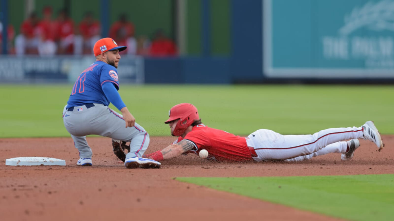 Season-Ending Shoulder Surgery Expected for Mets Infielder