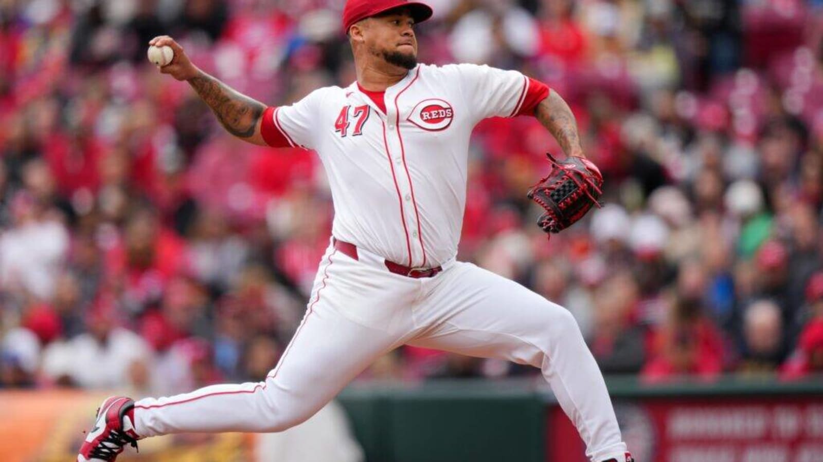 Reds Surprising Roster Move Clears Way for Returning Starter