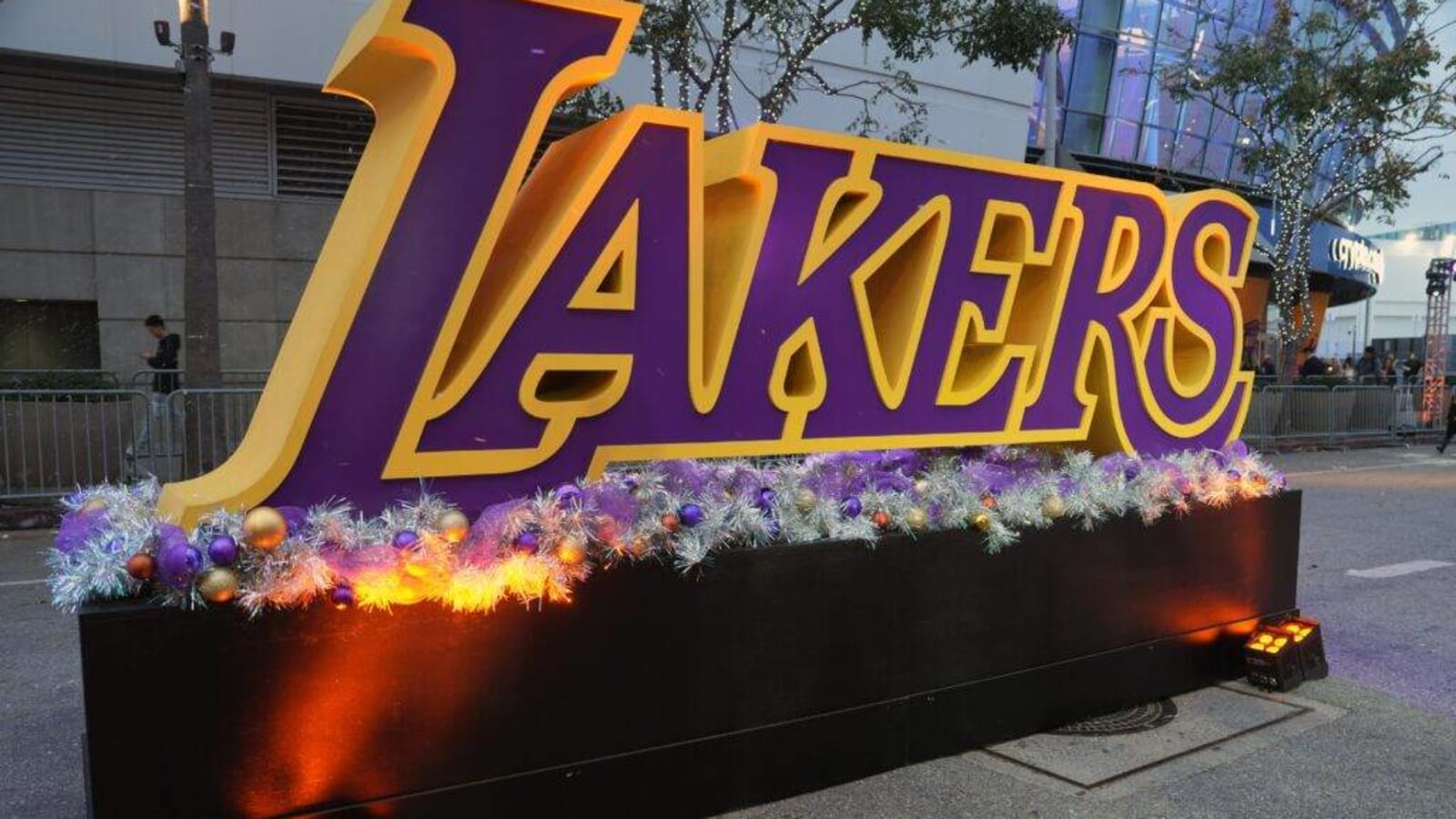 Los Angeles Lakers Pursuing 5x NBA All-Star?