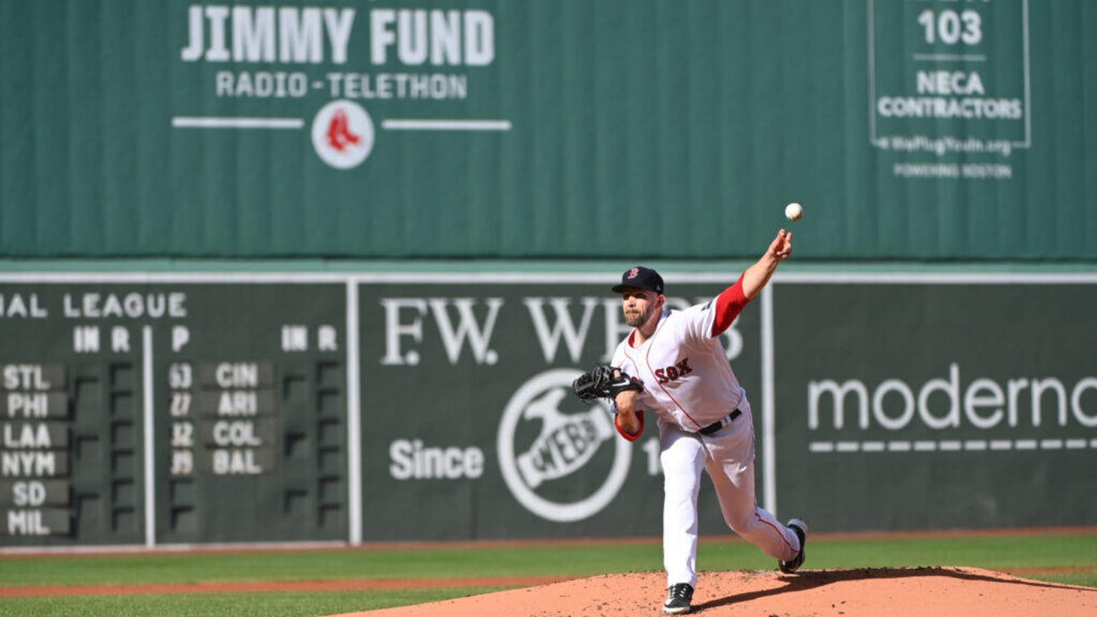 James Paxton Signs With The Dodgers