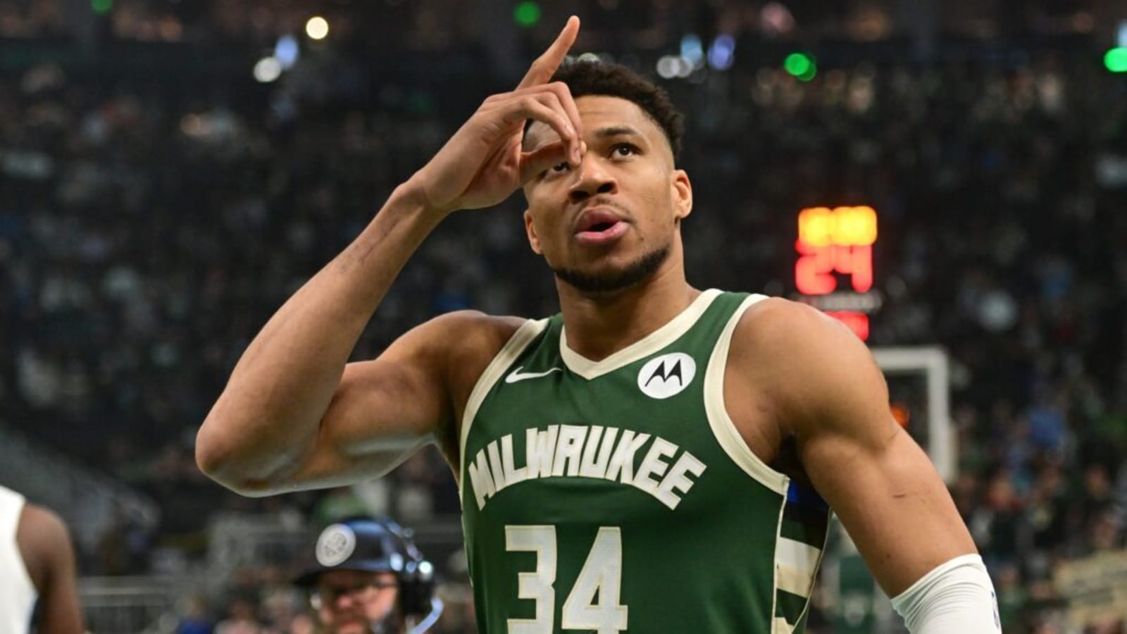Comparing Giannis Antetokounmpo’s Efficiency to Other All-Time Greats