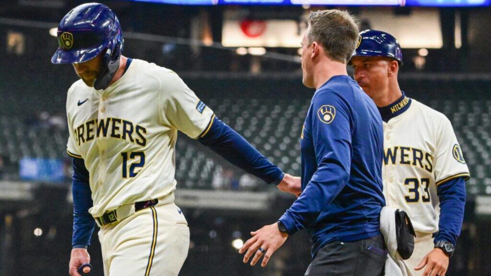 Rhys Hoskins Hamstring Injury Doubles Pain of Brewers Loss to Pirates