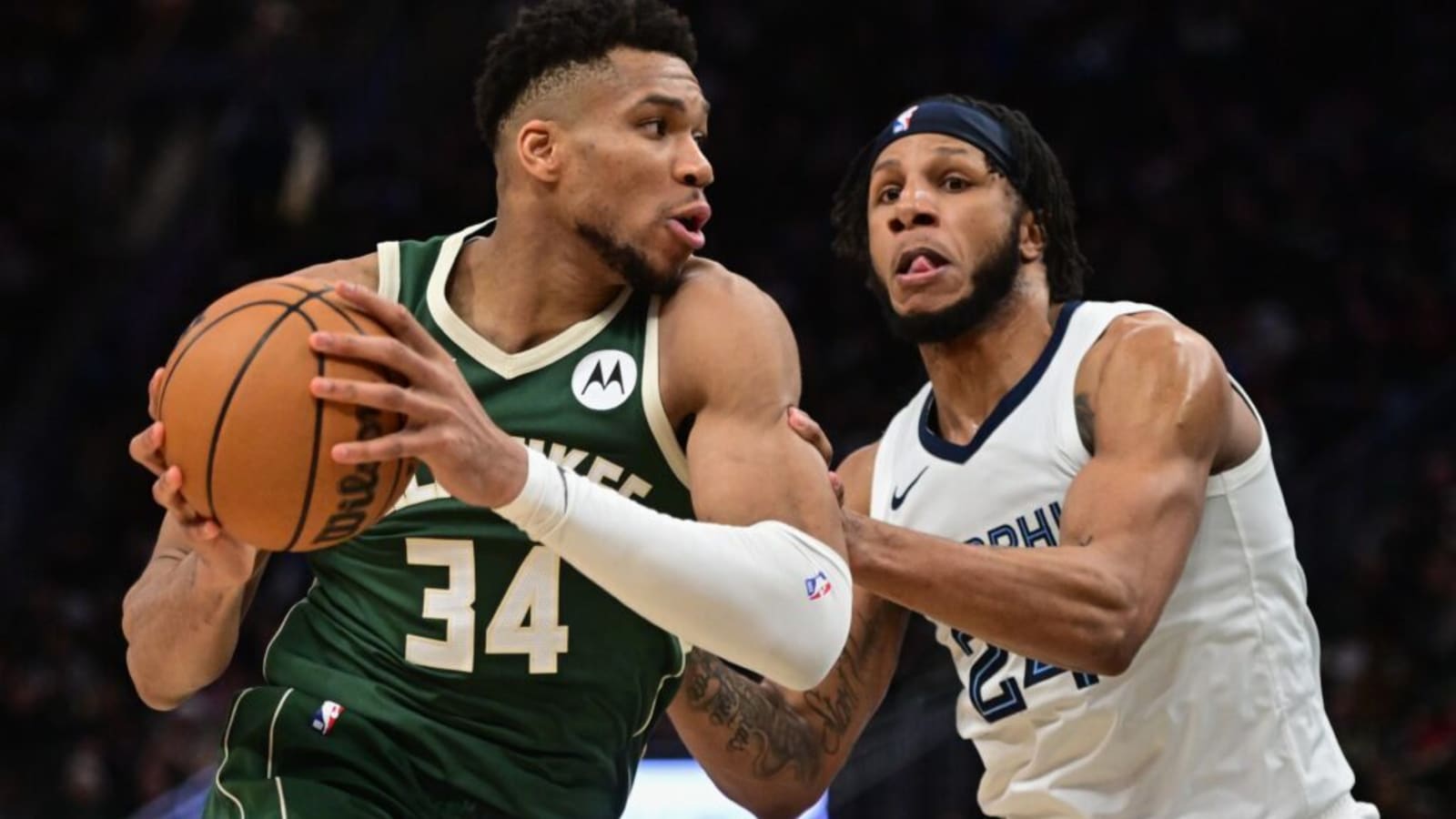 Grizzlies Complete Contract Agreement With Fan Favorite