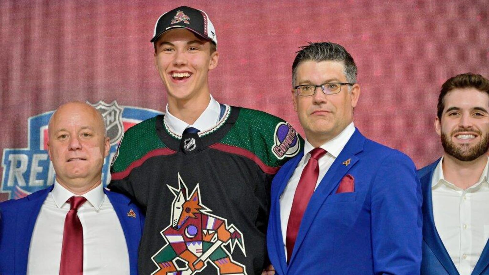 Arizona Coyotes to Draft 6th in 2023 NHL Entry Draft Yardbarker