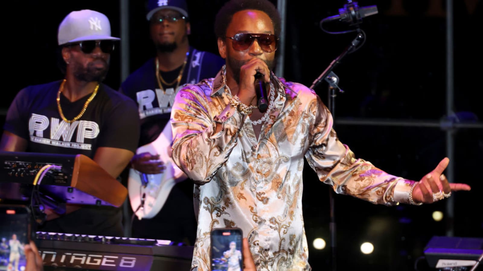 Cam&#39;ron Debunks Myths Around the Unreleased Juelz Santana & Lil Wayne Project &#39;I Can&#39;t Feel My Face&#39;