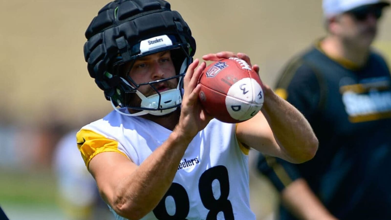 Contract Details Revealed for New Pat Freiermuth Deal